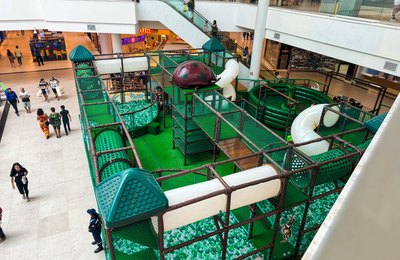 Shopping Pátio Maceió convida as crianças para se divertirem com a atração Mundo dos Insetos Gigantes