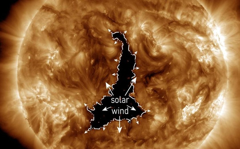 Enorme Buraco Coronal no Sol Direciona Radiação em Direção à Terra: Fenômeno Inédito na Atual Fase do Ciclo Solar