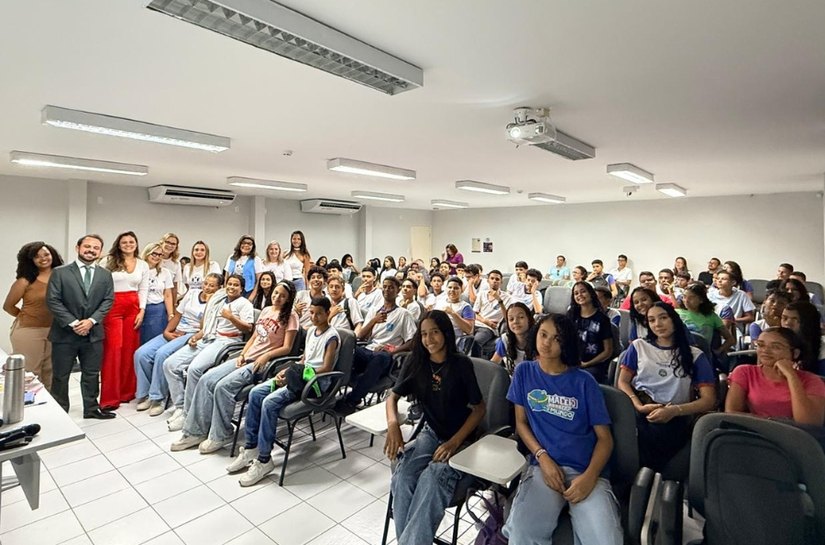 Palestra com participação de 80 estudantes encerra a “Jornada Antibullying” do PCJE