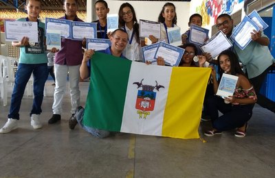 Premiados, alunos de Cacimbinhas são credenciados para feiras no Brasil e Exterior 