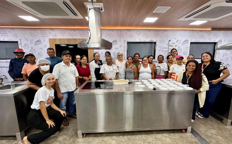 Festival Penedo Sabor & Jazz resgata receita tradicional durante oficina para estudantes da EJA