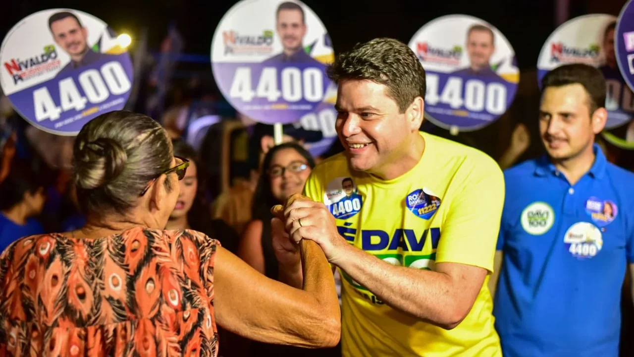 Independente, Davi Davino Filho chega à reta final como novidade na disputa pelo Senado em Alagoas