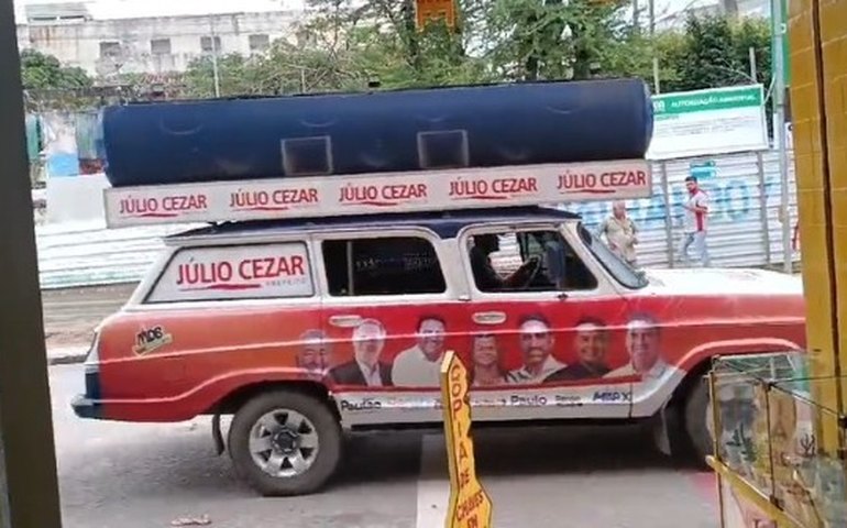 Prefeito de Palmeira dos Índios, Julio Cezar viola resolução do TSE com propaganda antecipada; veja vídeo
