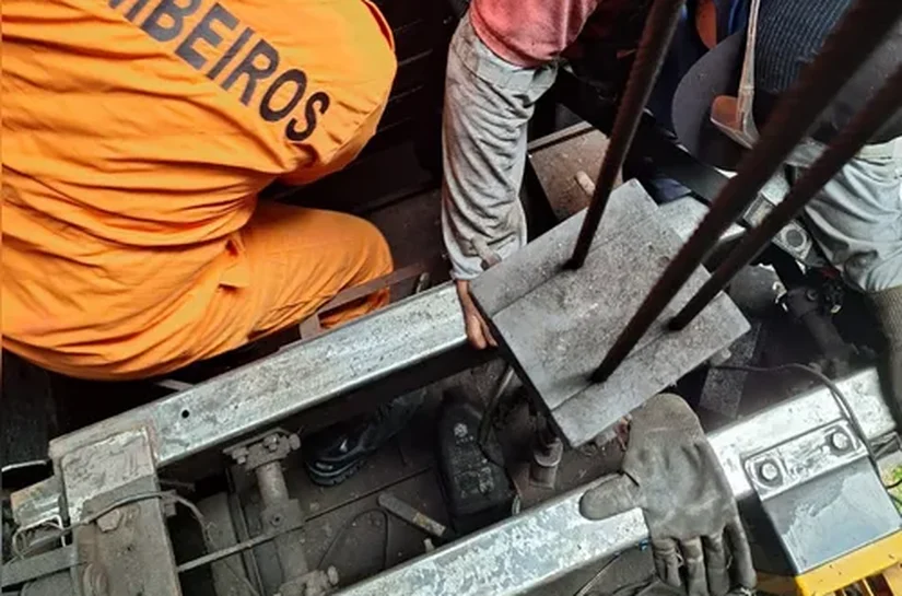 Trabalhador fica ferido após acidente em elevador na Ponta Verde