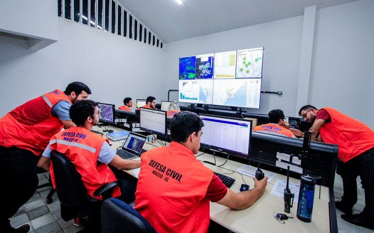 Defesa Civil orienta sobre horário de funcionamento no Réveillon