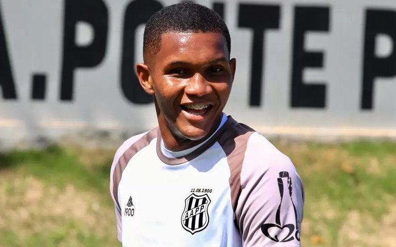 Ponte Preta encaminha venda de Douglas Mendes para o Red Bull Bragantino