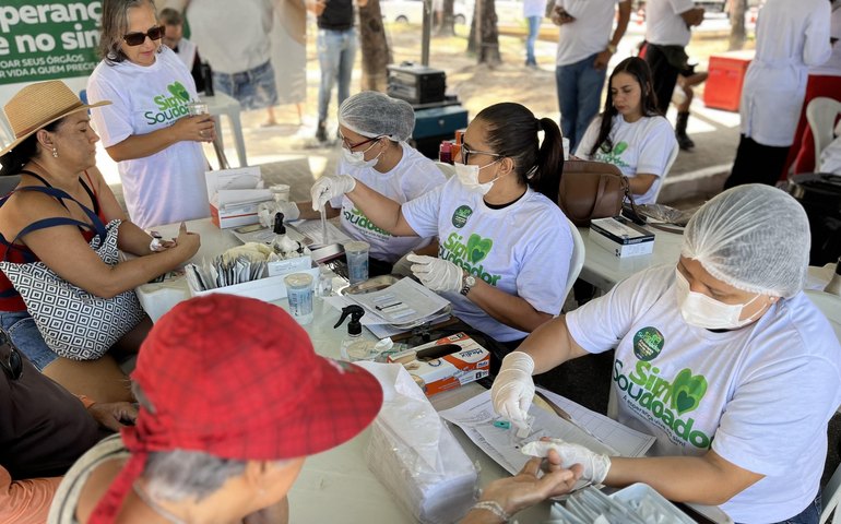 Sesau promove ação educativa sobre doação de órgãos e cuidados com o coração