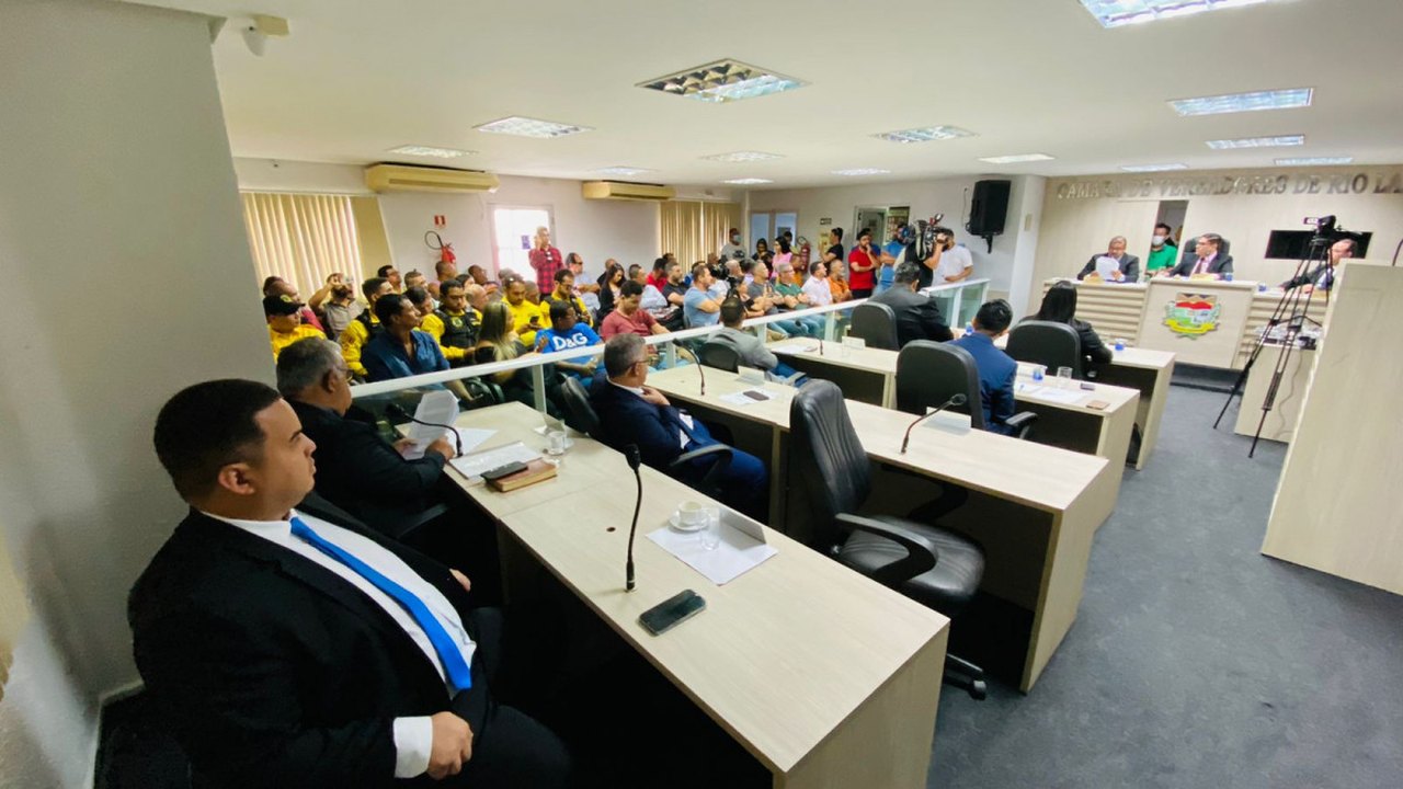 Câmara de Rio Largo aprova CEI para investigar prefeito afastado