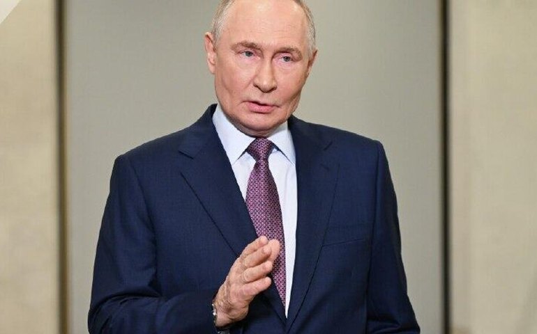 Putin: Rússia está pronta para cessar os combates na zona de cerco do adversário enquanto os representantes da mídia estiverem lá