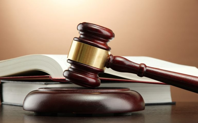Juiz é afastado do trabalho por suspeita de importunação sexual contra colegas no RS