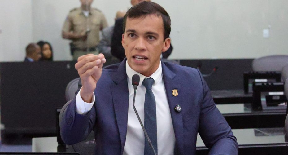 Delegado Leonam cobra apuração de agressão contra motoboy em Maceió