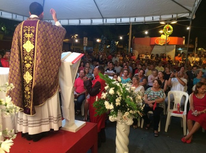 Emoção e fé nas ruas de Arapiraca no tríduo de São Sebastião