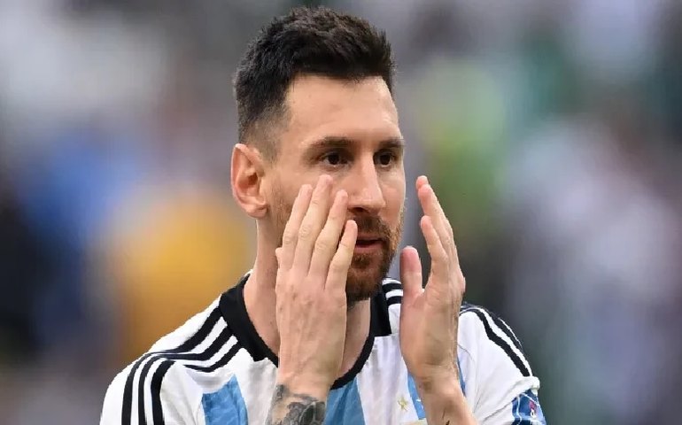 Messi lamenta polêmica com holandeses na Copa e define México rival mais difícil