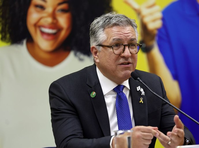 Brasil reduz mortalidade por hepatites, mostra boletim