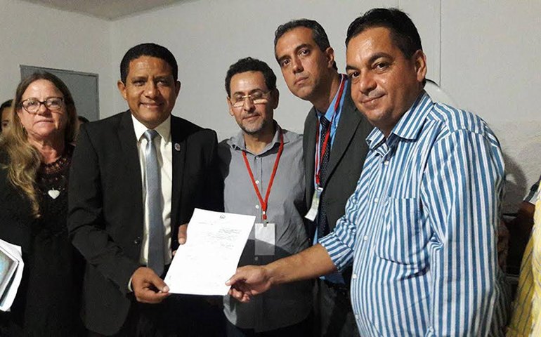 Júlio Cezar assina convênio com a Fundanor que garante políticas públicas para a criança e o adolescente