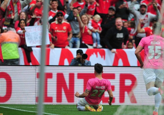 Inter vence Goiás por 4 a 2 e retoma vice-liderança do Brasileirão