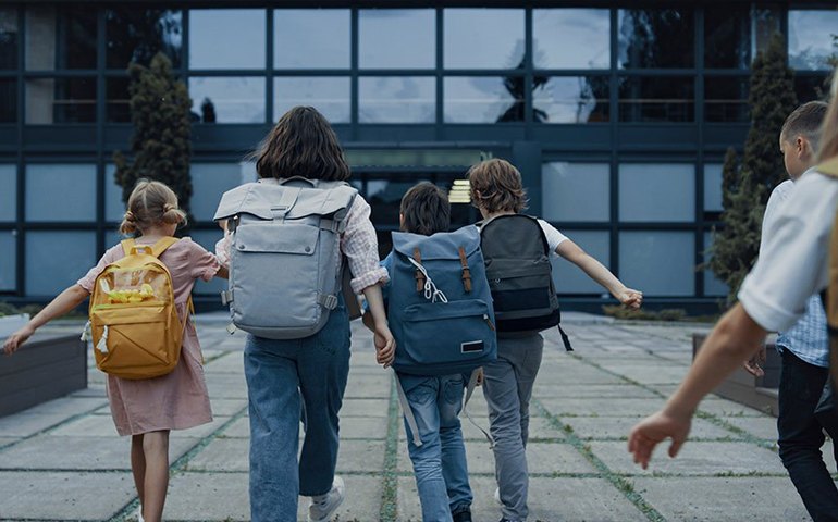 Projeto obriga segurança armado em escolas