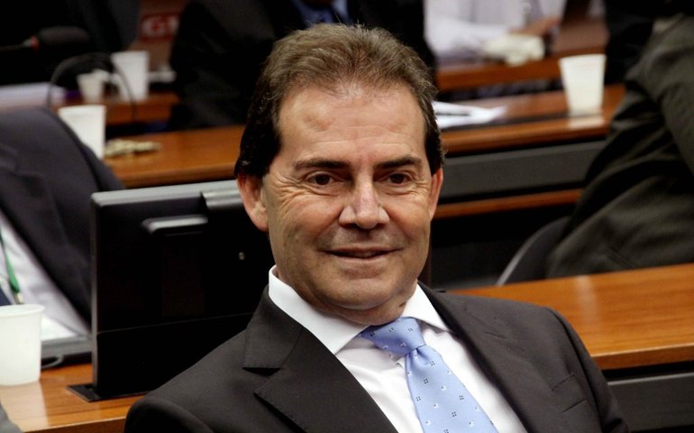 Relator ignora pressão do PL por anistia e vai insistir em projeto de redução de pena