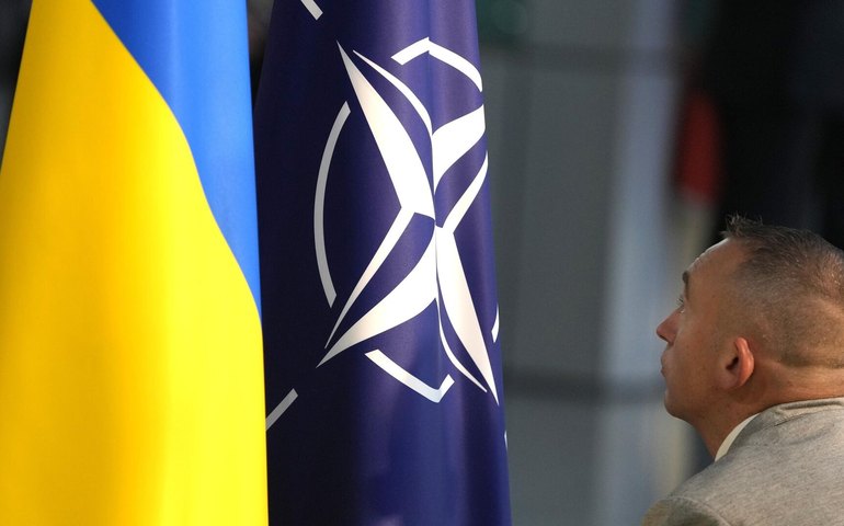 Crise ucraniana é lição para aqueles que apoiam expansão da OTAN para Leste, diz especialista