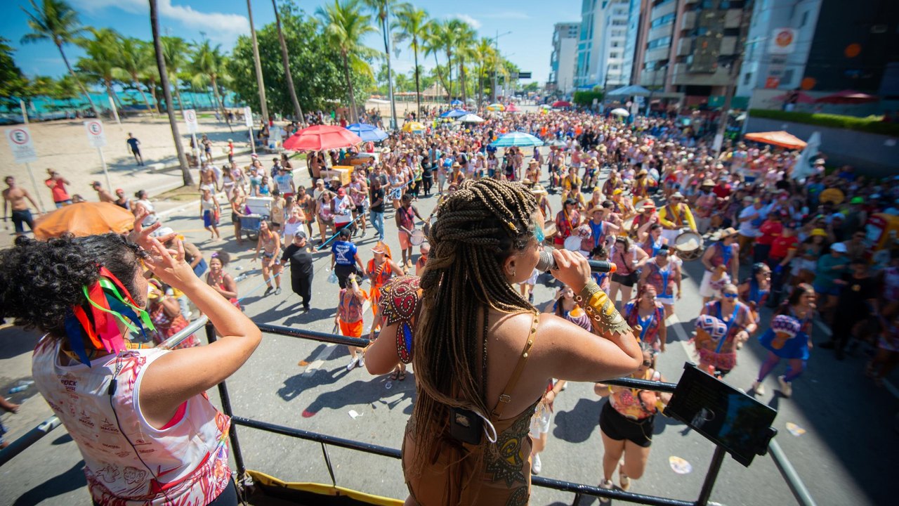 Rock Maracatu leva conscientização sobre a preservação da água nas prévias carnavalescas de Maceió