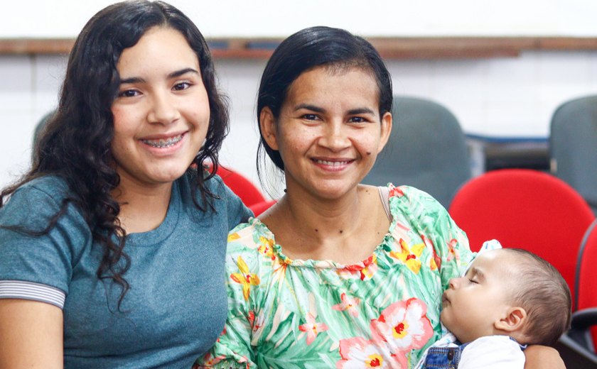 Estudantes relatam experiências após conclusão nos cursos do Núcleo de Línguas Estrangeiras