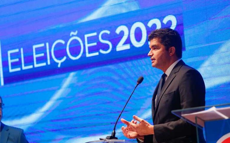 Rui Palmeira sai a frente no primeiro debate das eleições 2022 que foi marcado por brigas entre opositores