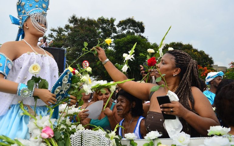 Fortaleza celebra a tradicional Festa de Iemanjá
