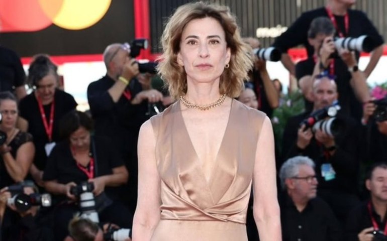 Fernanda Torres comemora indicações de 'O agente secreto' ao Oscar: 'A festa continua né, Brasil?'