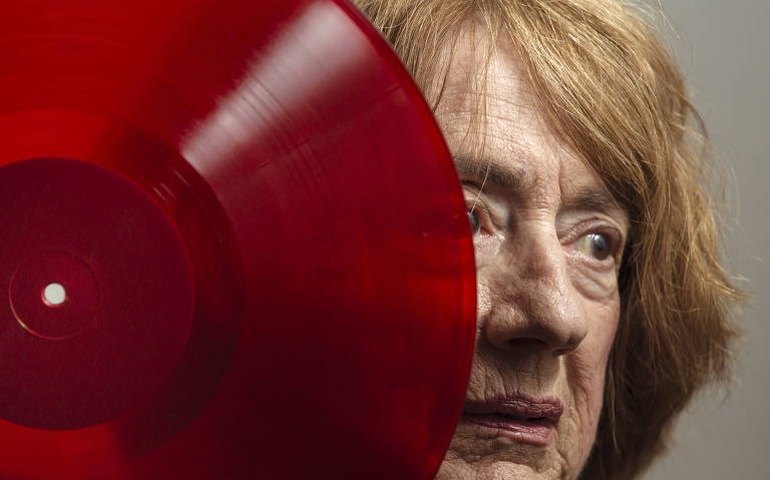 Jocy de Oliveira mostra trechos de sua nova criação