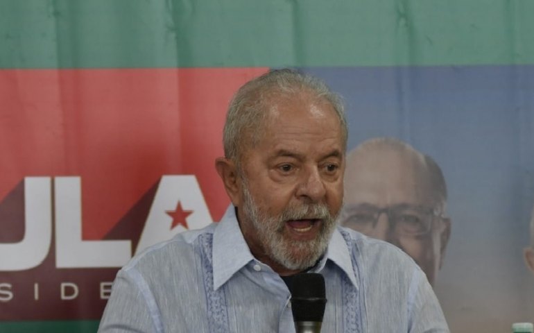 Lula defende estoques reguladores para combater a fome