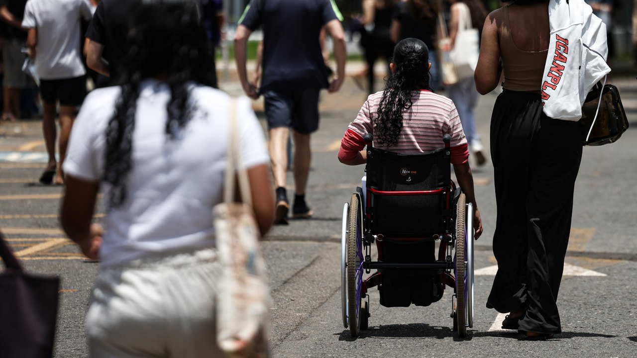 Enem 2026: prazo para escolha da língua estrangeira termina neste domingo (18)