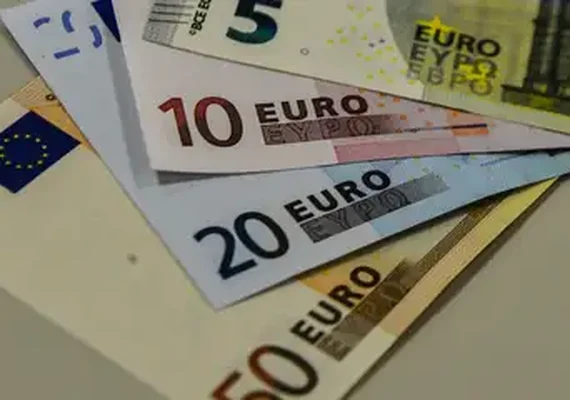 Hungria bloqueia ajuda de 50 bilhões de euros da União Europeia para a Ucrânia