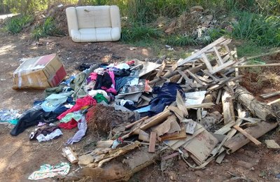 Coleta de volumosos: serviço evita descarte irregular de móveis inservíveis