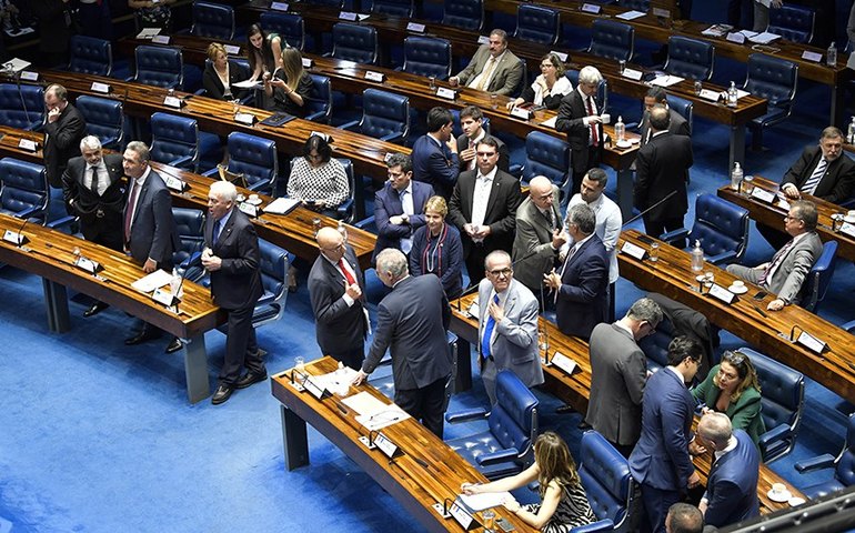 Lei cria Dia Nacional de Conscientização para duas doenças raras