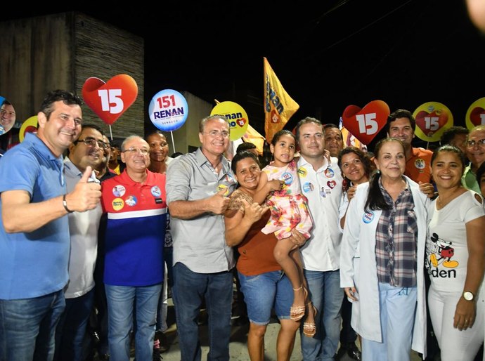 Caravana do senador Renan percorre mais quatro municípios da região Norte