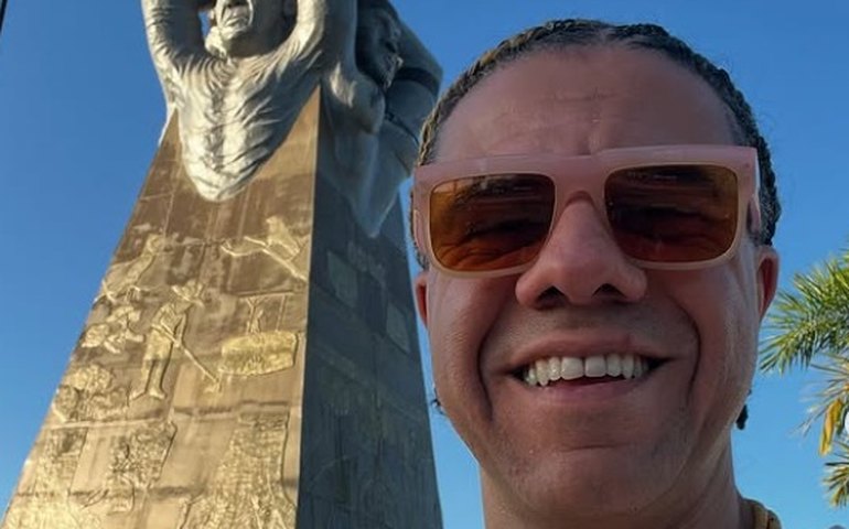 Grammy Latino 2025: Hamilton de Holanda empata com cubano em categoria de Melhor Álbum de Jazz