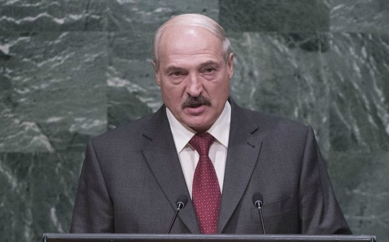 Presidente da Bielo-Rússia denuncia tentativa de &#8216;massacre&#8217; e aumenta tensões