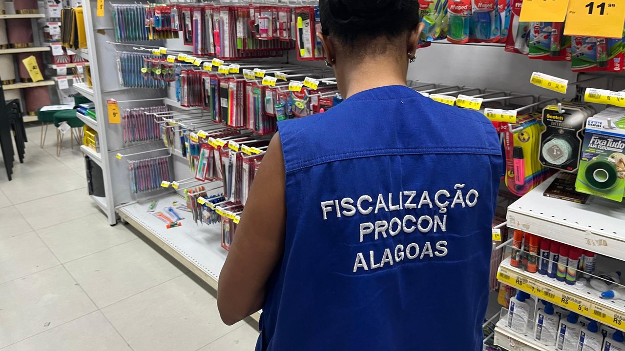 Procon Alagoas divulga resultado de pesquisa de preços em papelarias
