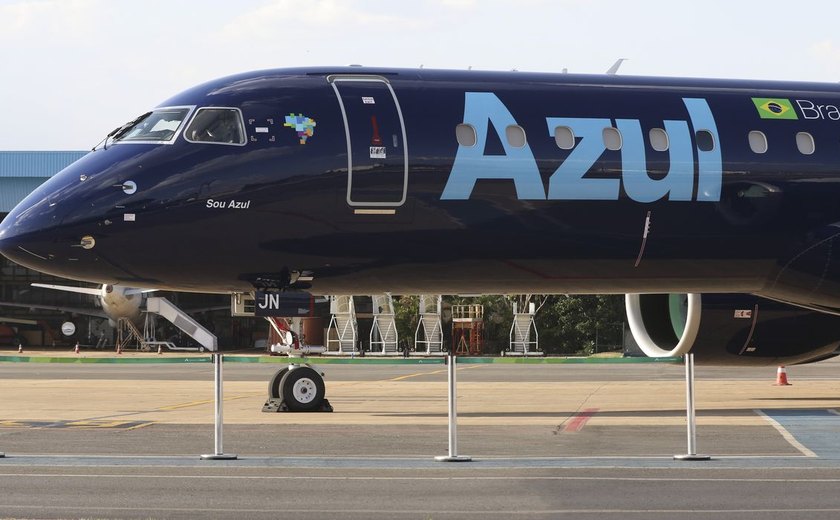 Azul suspende operação em 12 cidades brasileiras