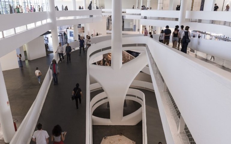 36ª Bienal de SP terá programação com debates e iniciativa com realidade aumentada