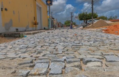 Prefeitura de Piaçabuçu realiza obras de pavimentação no Povoado Sudene