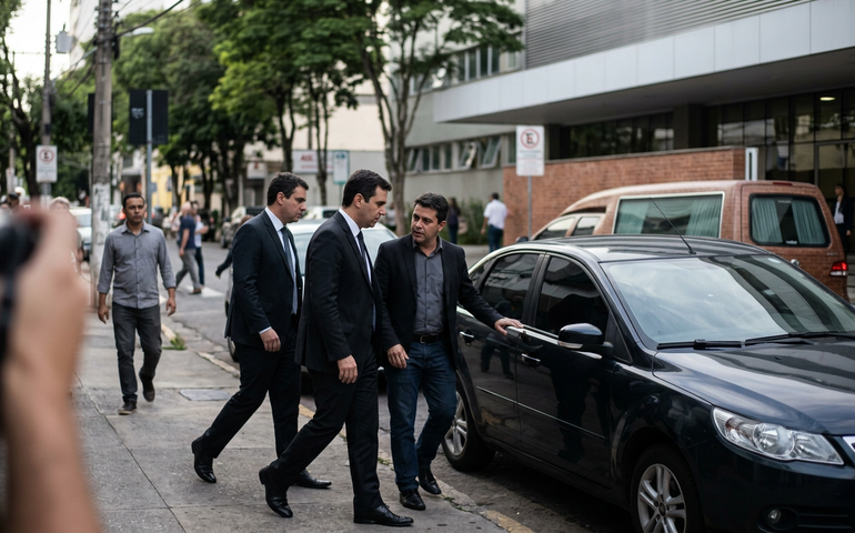 Defesa confirma morte de 'Sicário', preso em operação da PF que mirou Vorcaro