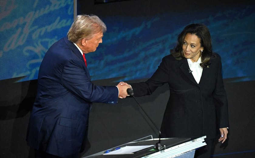 Kamala liga para Trump e reconhece derrota