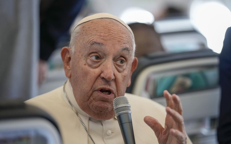 Rússia e Ucrânia, nações irmãs e vizinhas, diz papa Francisco à Sputnik em entrevista inédita