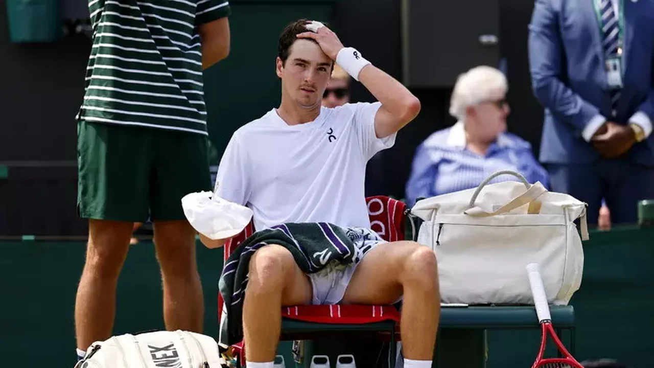 João Fonseca é eliminado de Wimbledon após derrota para Safiullin