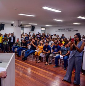 Segurança Cidadã dialoga com ambulantes da orla marítima em audiência pública