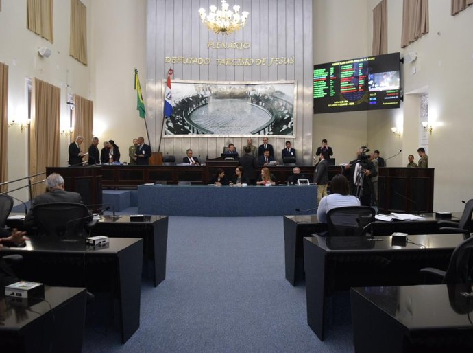 Prisão de policiais militares gera debate na Assembleia Legislativa