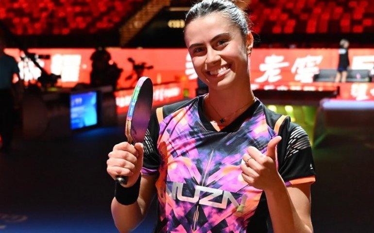 Brasil brilha no Mundial de Tênis de Mesa por equipes e garante vaga antecipada no mata-mata