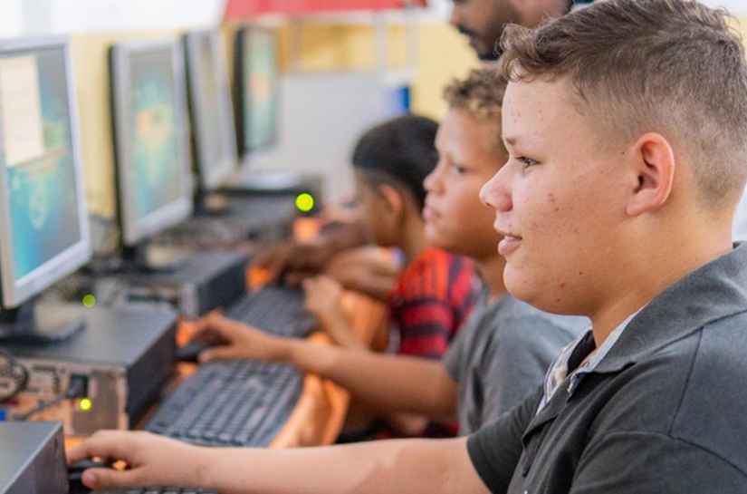 Ministério das Comunicações e BNDES vão lançar edital para conectar mais de 1,2 mil escolas públicas na Amazônia e Nordeste