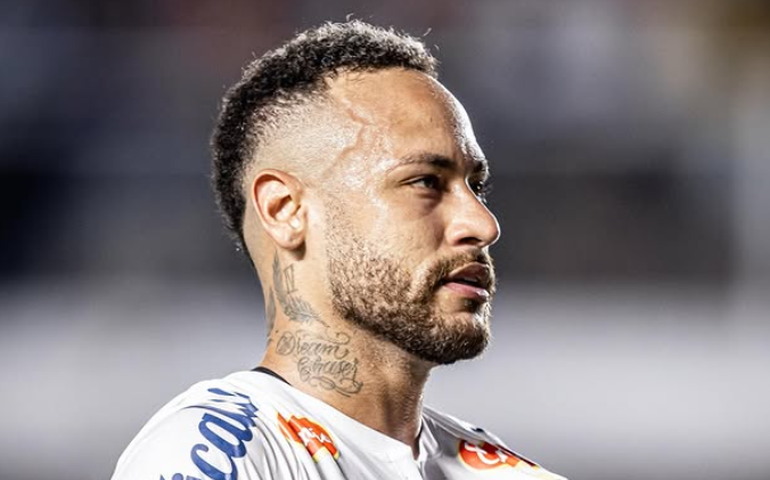 Neymar faz jogo discreto, mas Santos faz o suficiente e bate Noroeste para continuar líder